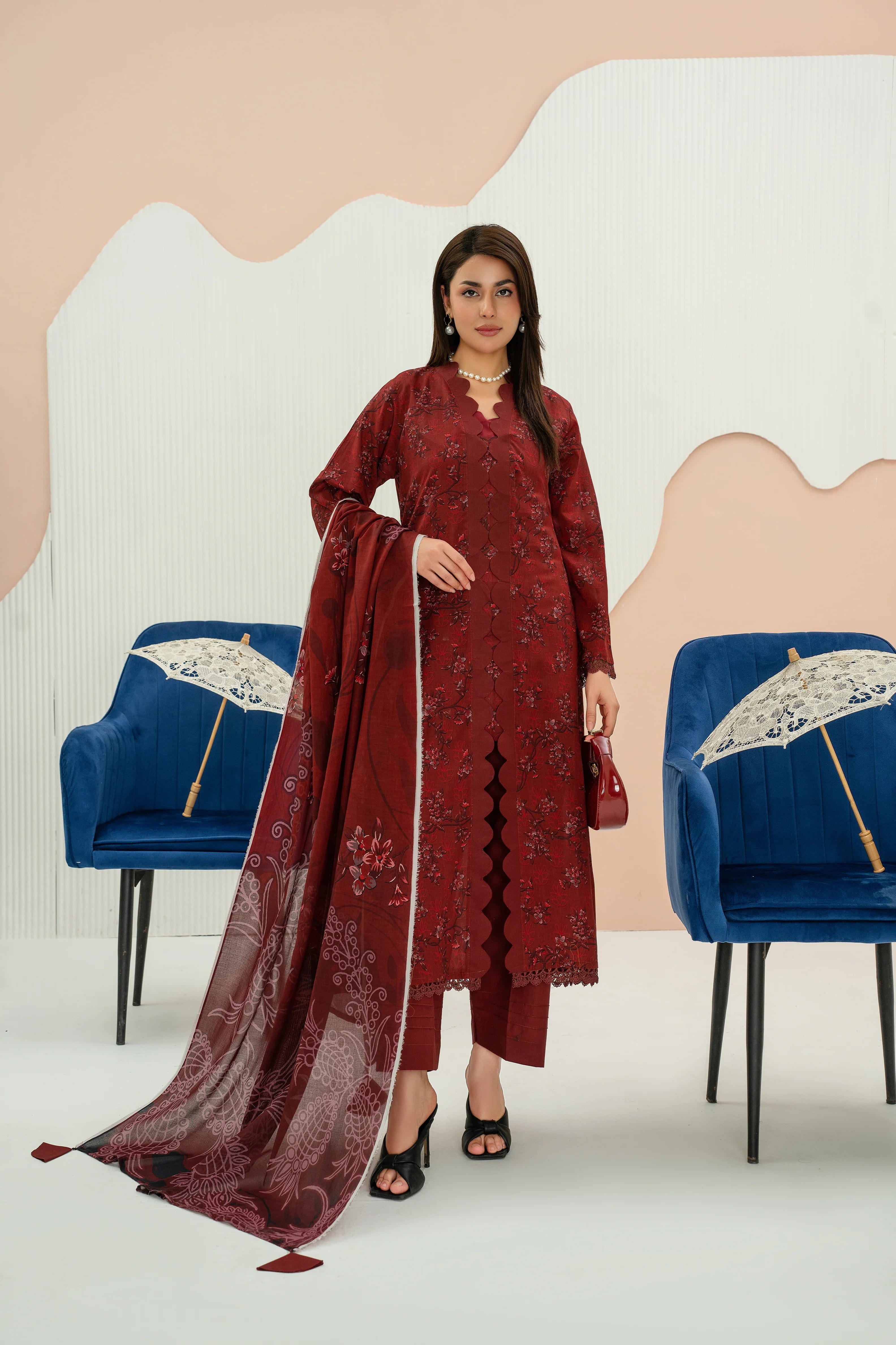 PRINTED LAWN UNSTITCHED 3PC SUIT