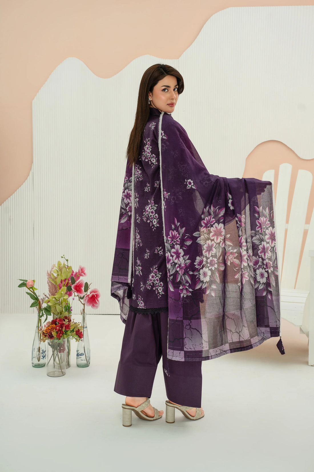 PRINTED LAWN UNSTITCHED 3PC SUIT