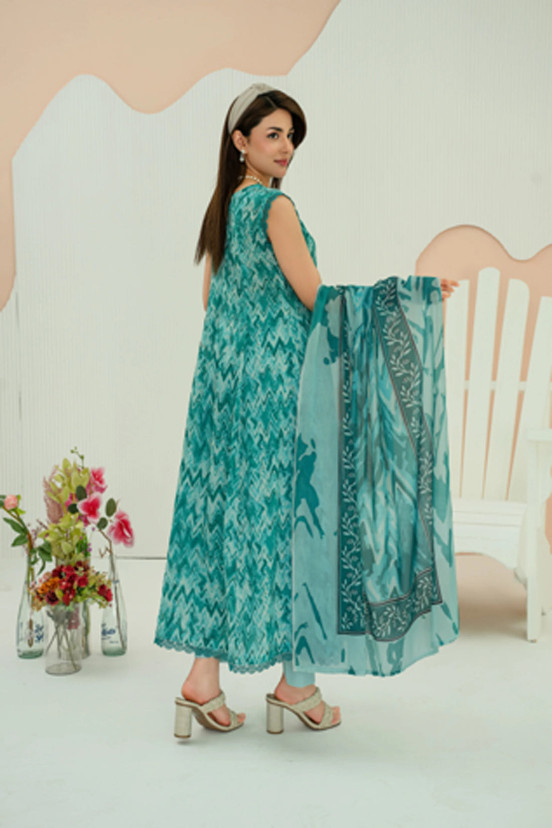 PRINTED LAWN UNSTITCHED 3PC SUIT