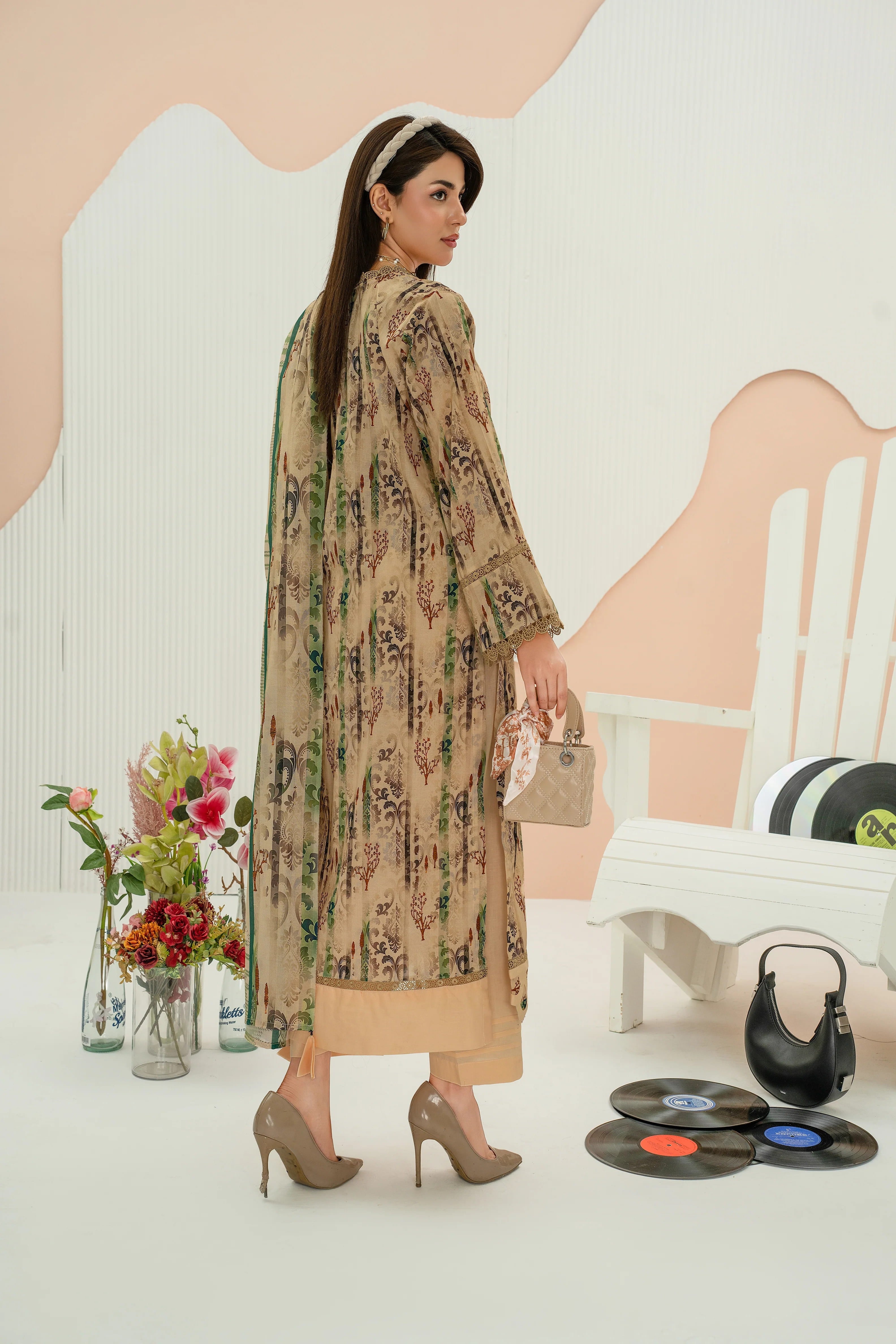 PRINTED LAWN UNSTITCHED 3PC SUIT