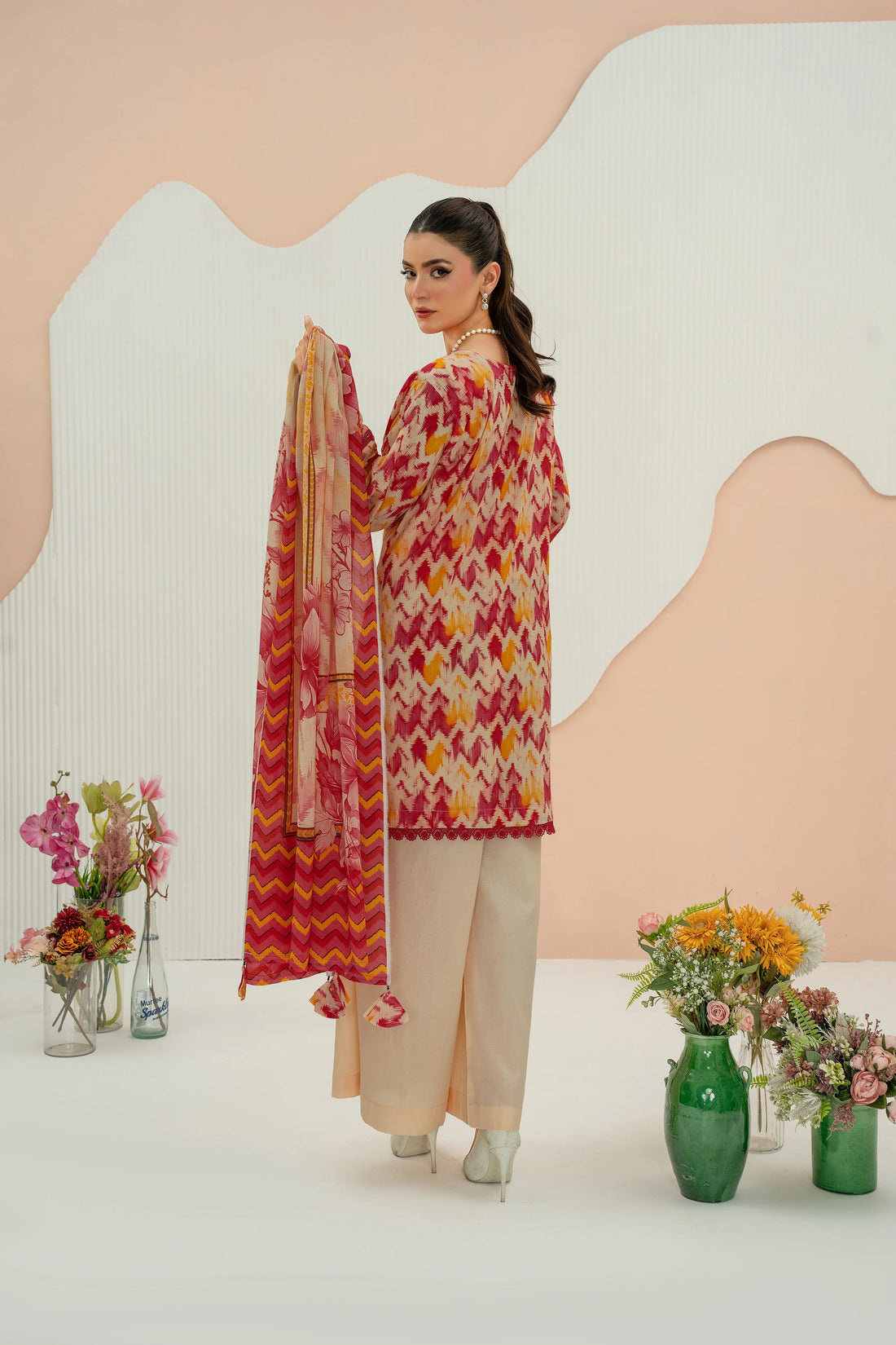 PRINTED LAWN UNSTITCHED 3PC SUIT