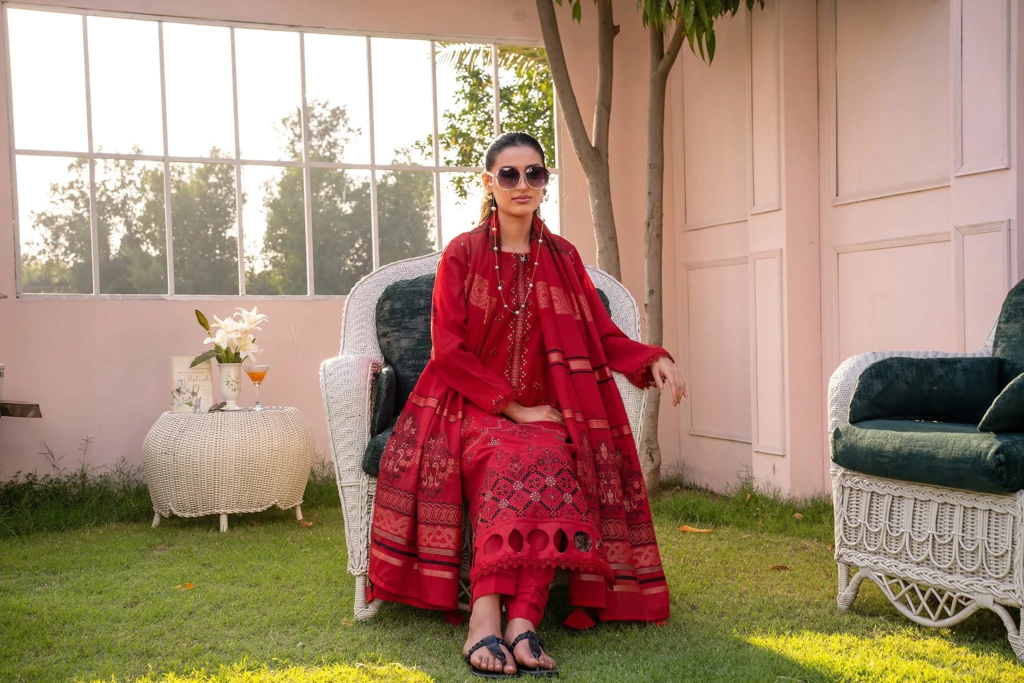 GARDEN THREADS BY RAJWAN