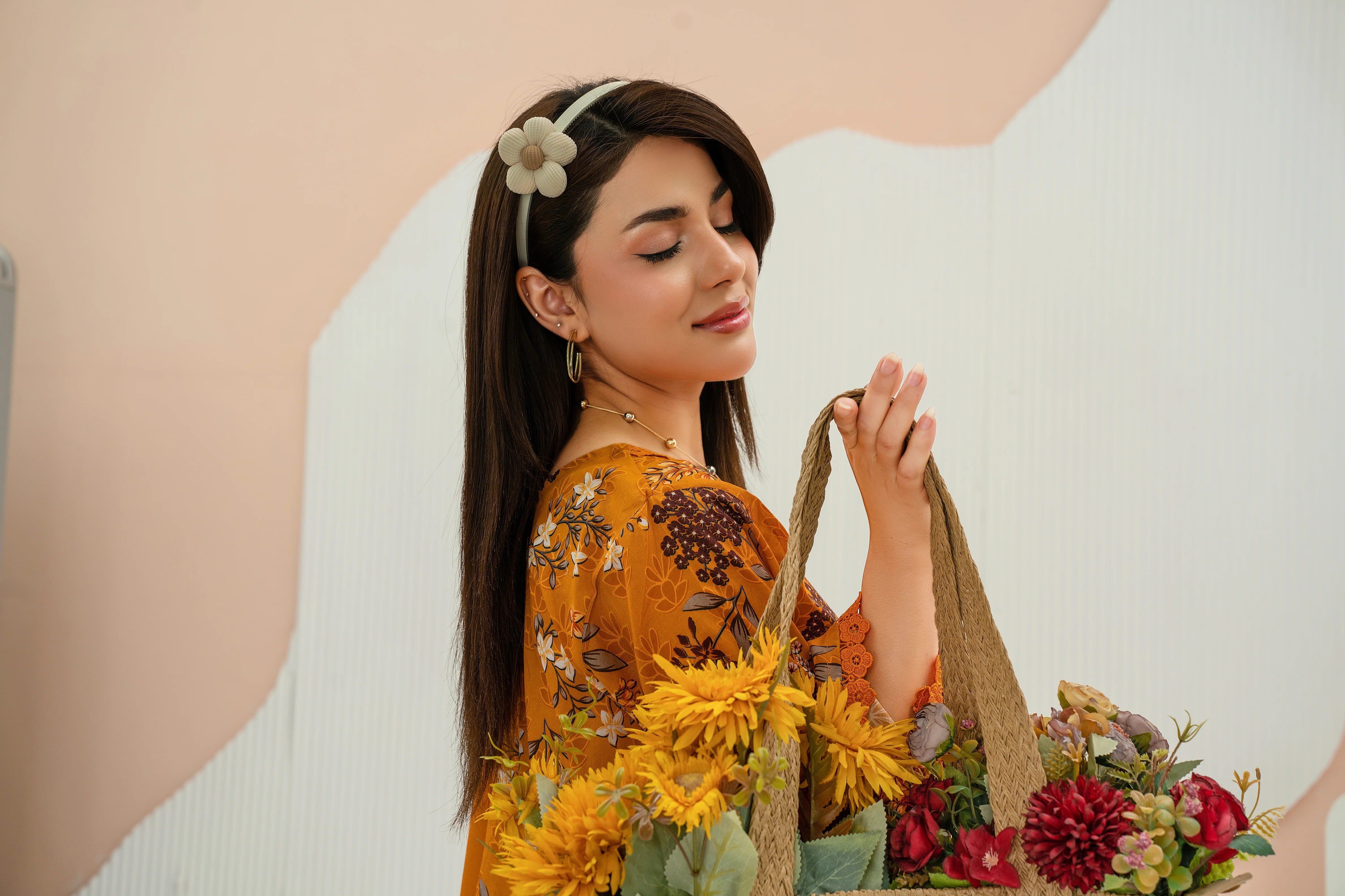 PRINTED LAWN UNSTITCHED 3PC SUIT