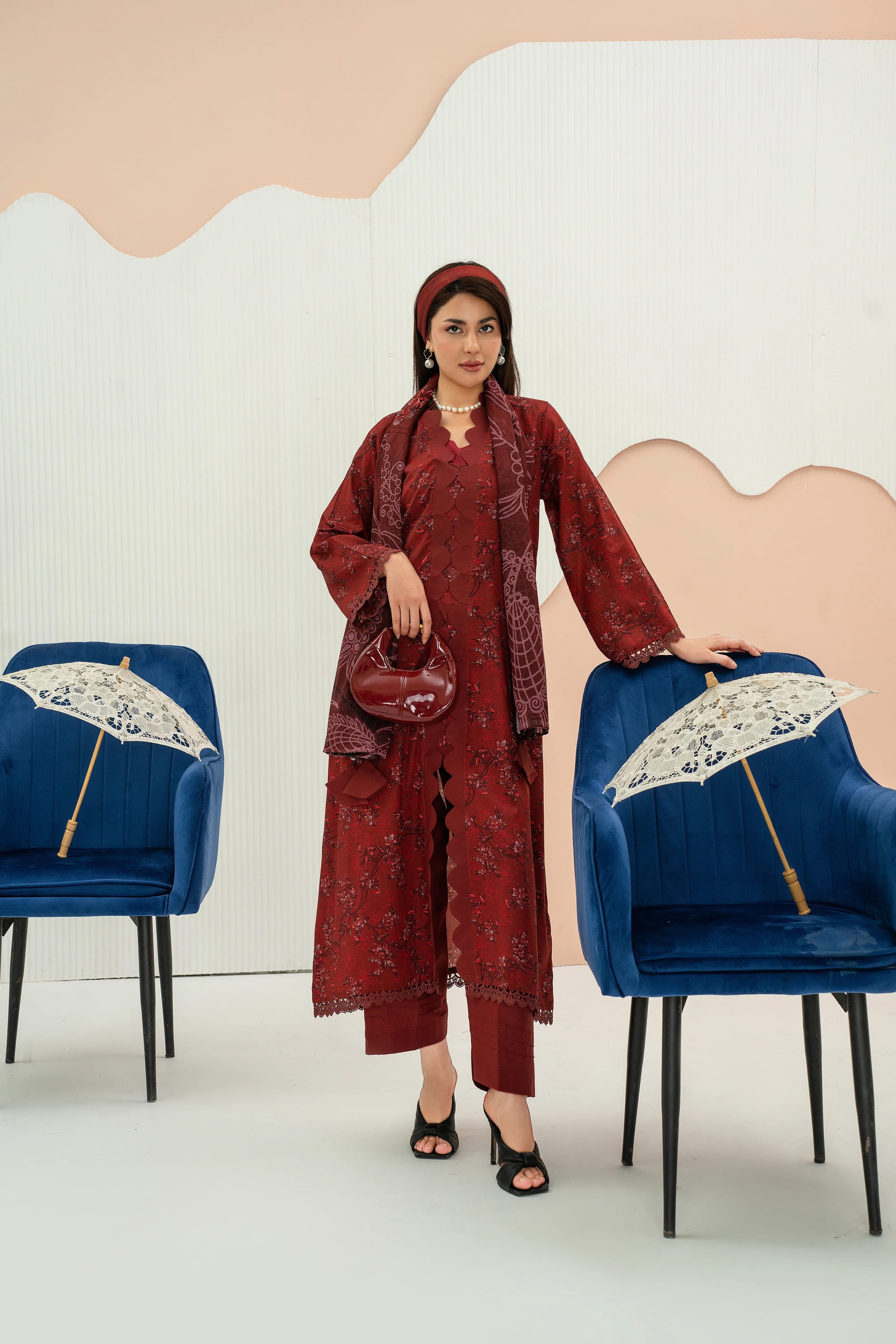 PRINTED LAWN UNSTITCHED 3PC SUIT