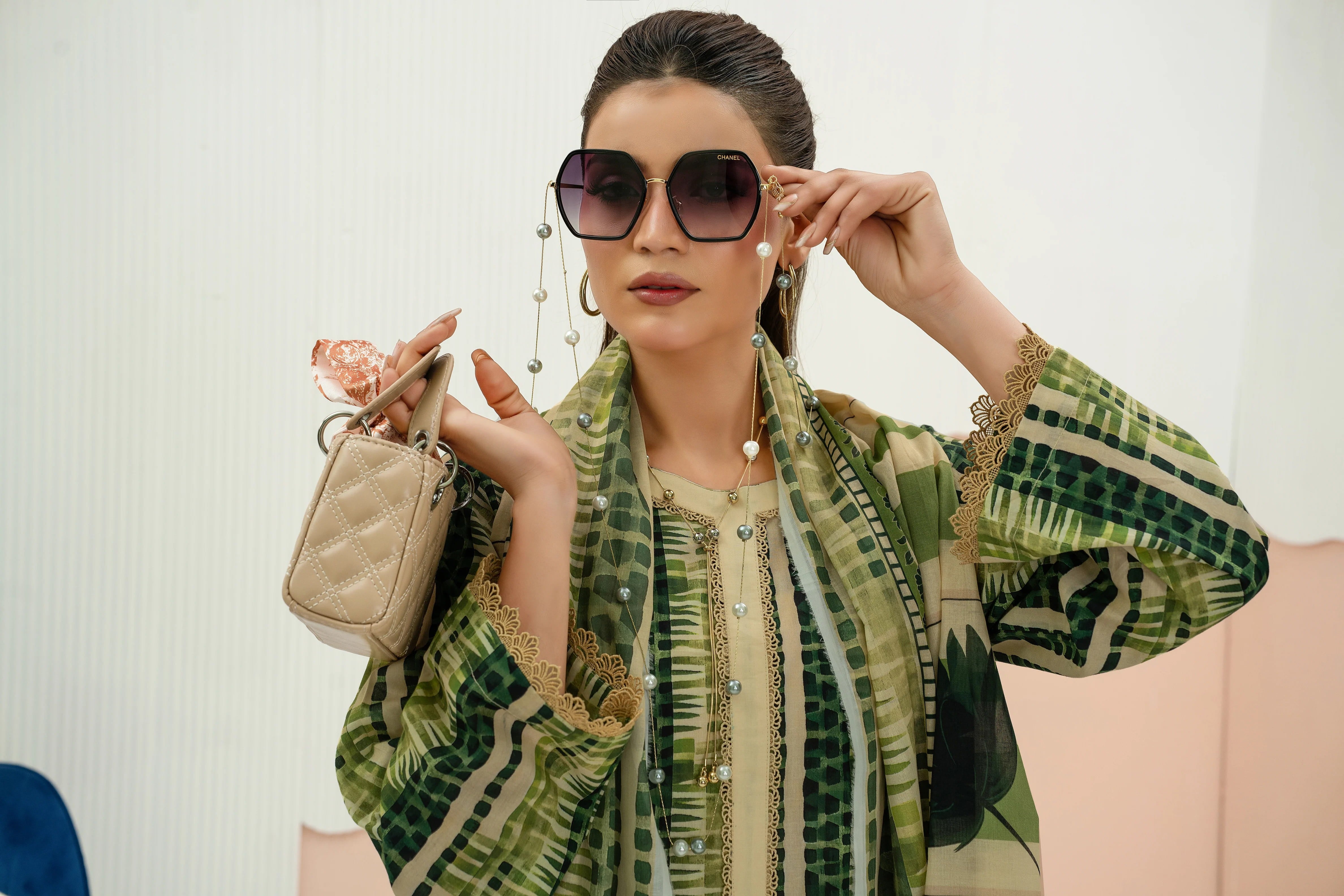 PRINTED LAWN UNSTITCHED 3PC SUIT