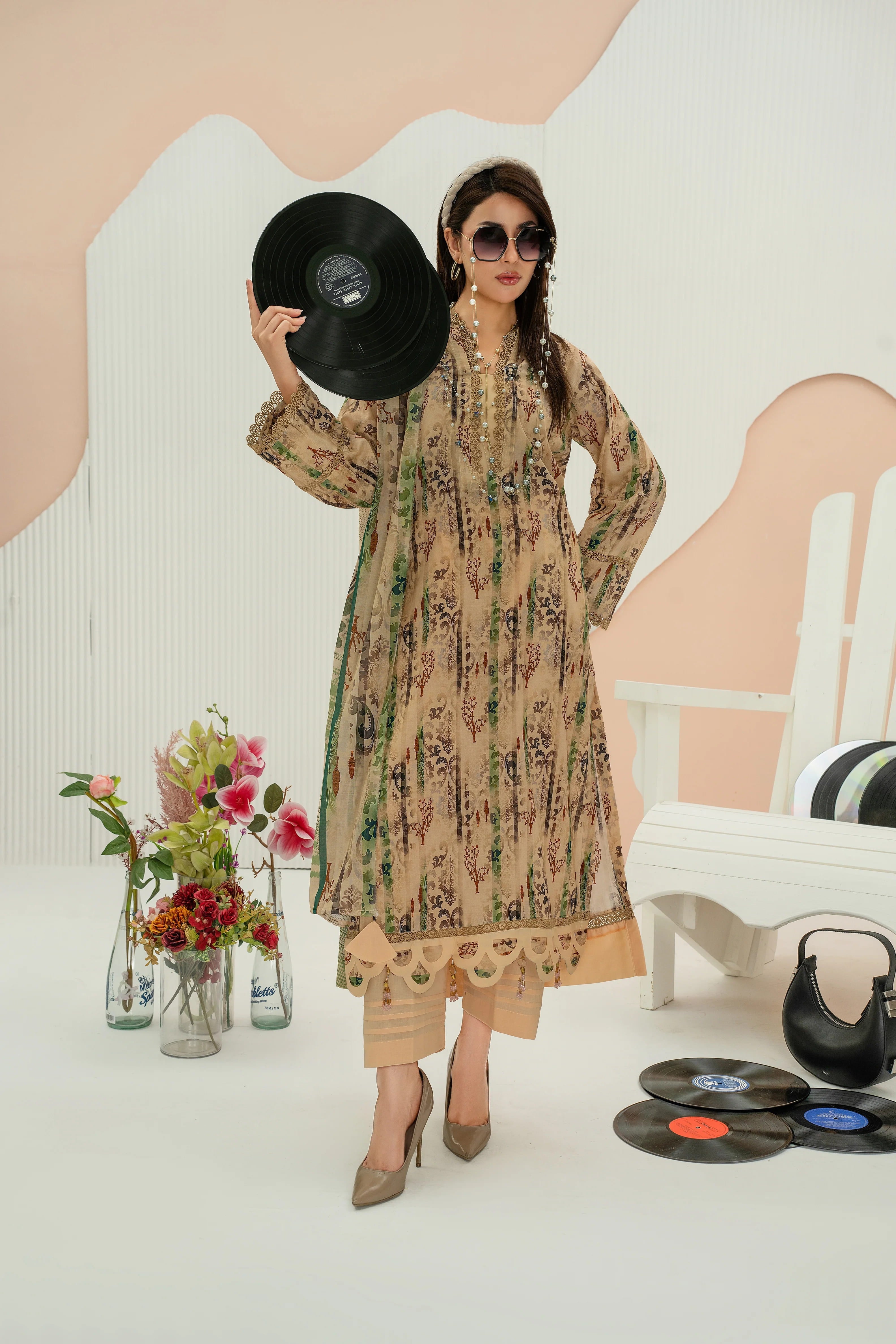 PRINTED LAWN UNSTITCHED 3PC SUIT