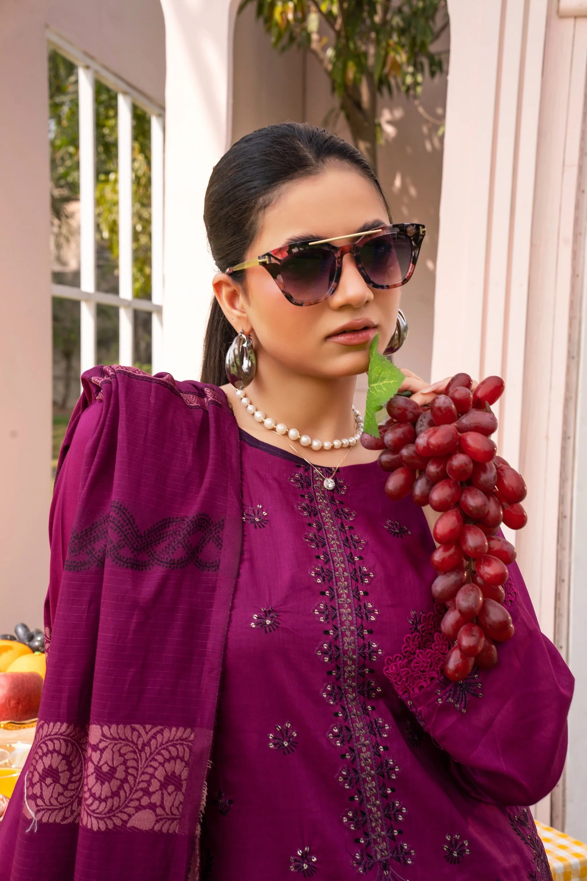 GARDEN THREADS BY RAJWAN